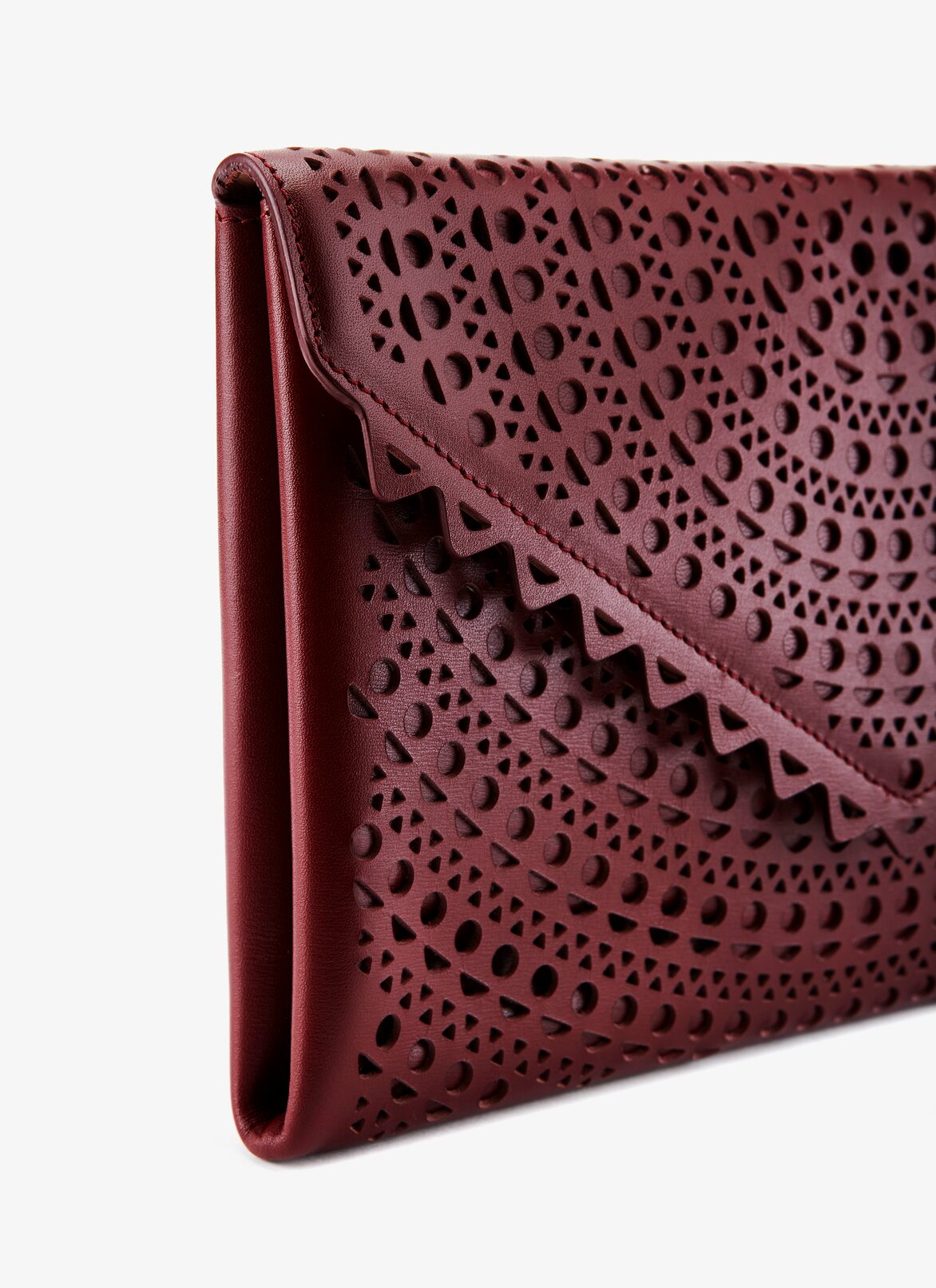 POCHETTE CUIR LUX MINI NEW VIENNE GRENAT ALAÏA  POCHETTE CUIR LUX MINI NEW VIENNE GRENAT ROUGE GRENAT
